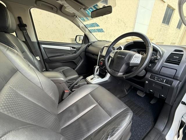 2016 Isuzu MU-X LS-T