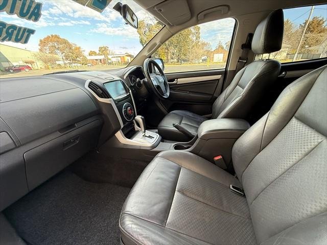 2016 Isuzu MU-X LS-T