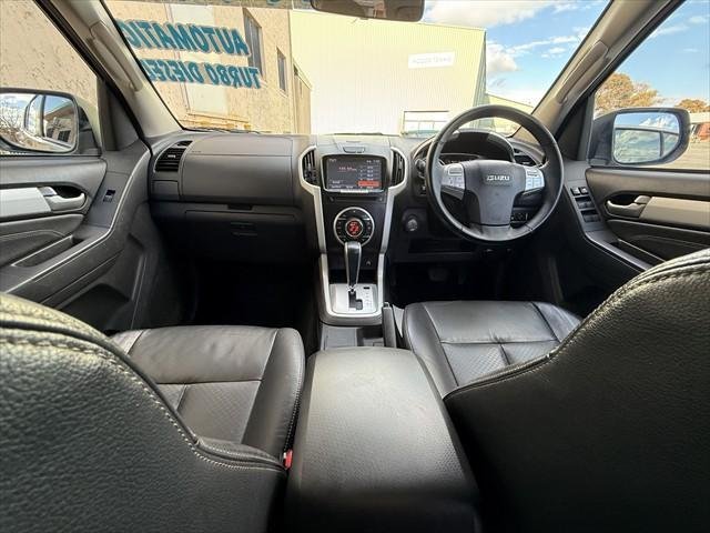 2016 Isuzu MU-X LS-T
