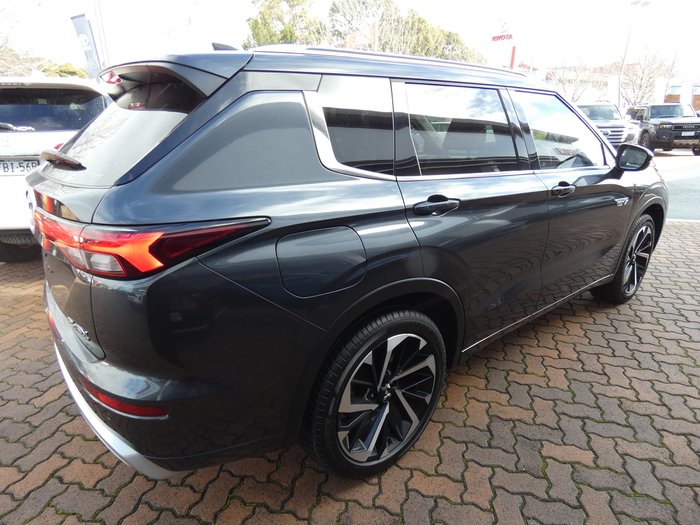 2024 Mitsubishi Outlander PHEV Exceed
