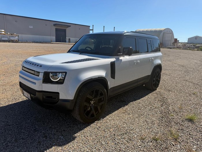 2023 Land Rover Defender 110 P400 S