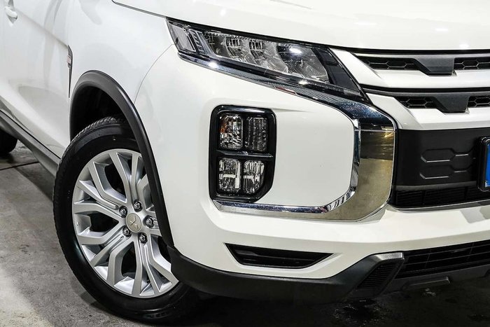 2024 Mitsubishi ASX ES