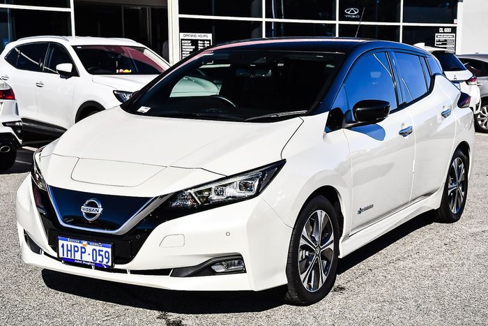 2022 Nissan LEAF