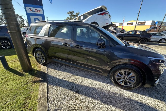 2022 KIA CARNIVAL S
