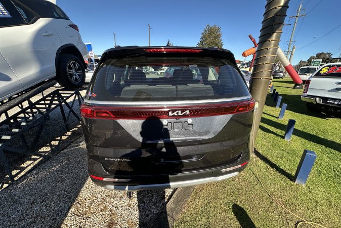 2022 KIA CARNIVAL S