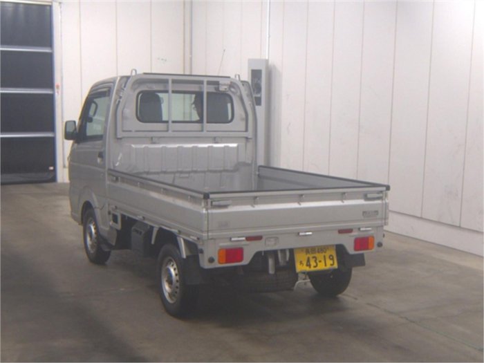 2022 Suzuki Carry
