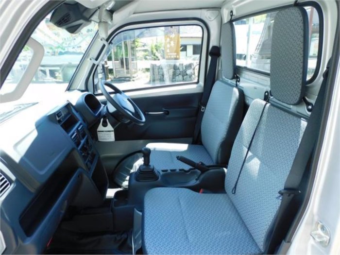 2023 Suzuki Carry