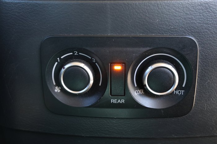 2016 Mitsubishi Pajero GLX