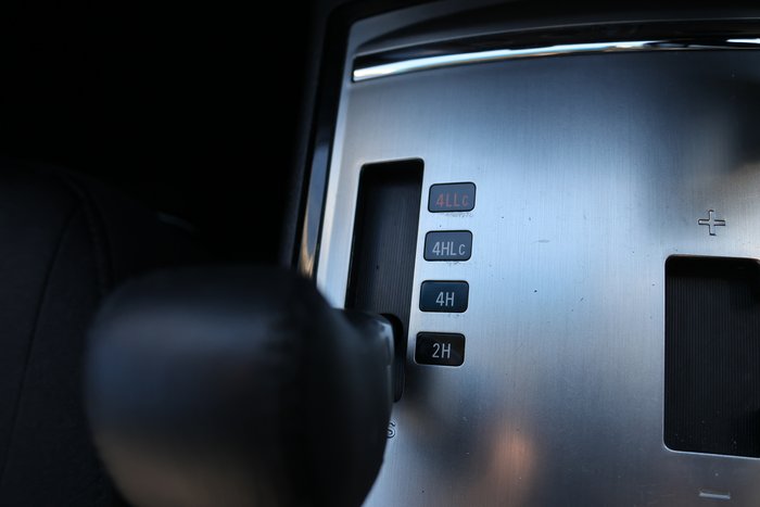 2016 Mitsubishi Pajero GLX