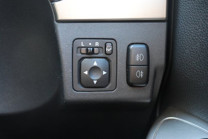 2016 Mitsubishi Pajero GLX