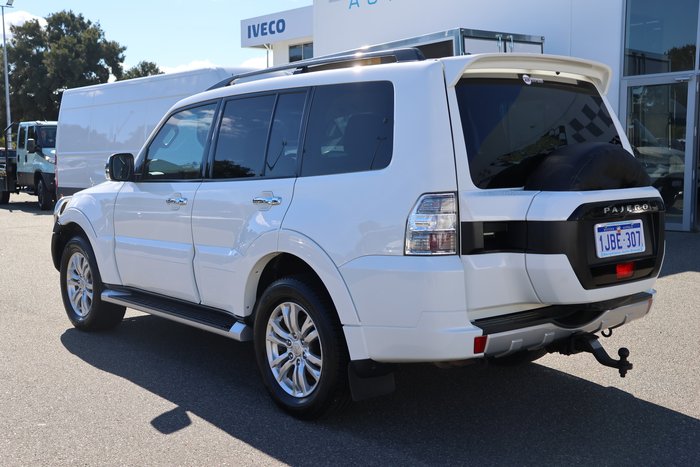 2016 Mitsubishi Pajero GLX
