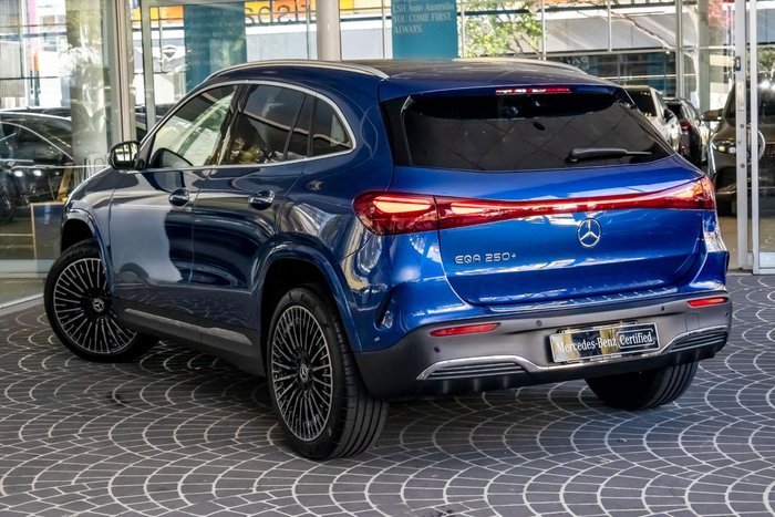 2025 Mercedes-Benz EQA