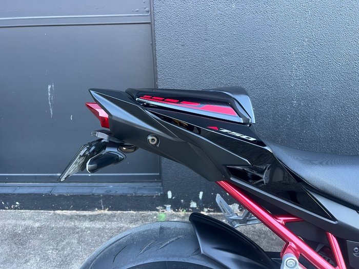 2023 Honda CB750 (HORNET) BLACK