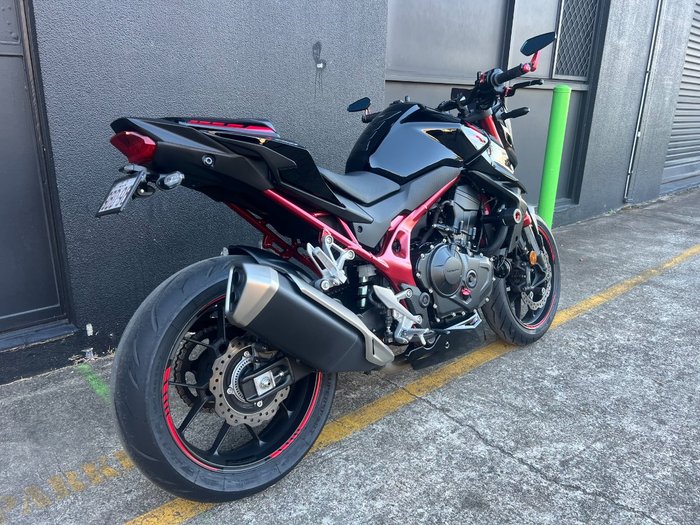 2023 Honda CB750 (HORNET) BLACK