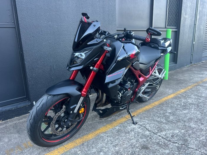 2023 Honda CB750 (HORNET) BLACK