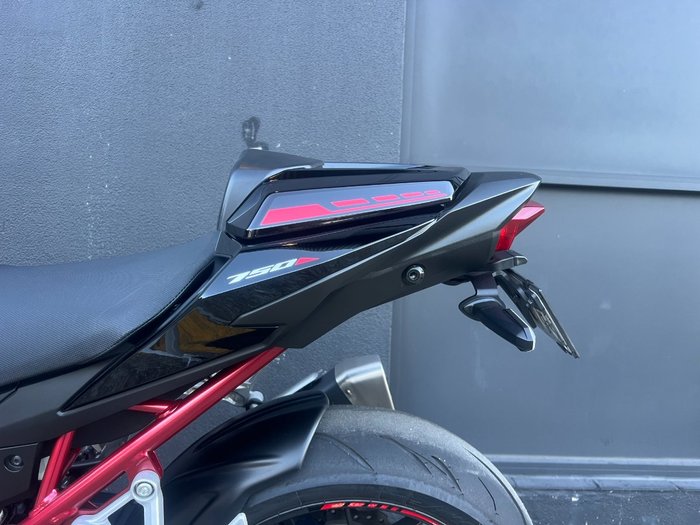 2023 Honda CB750 (HORNET) BLACK