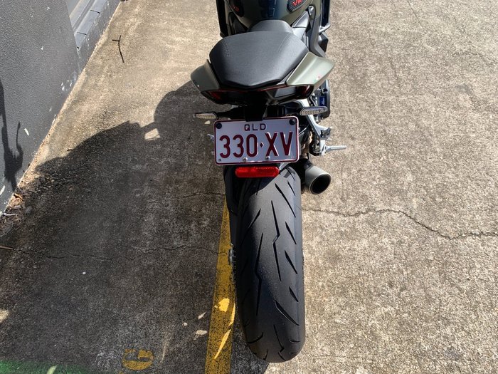 2023 DUCATI STREETFIGHTER V2 GREEN