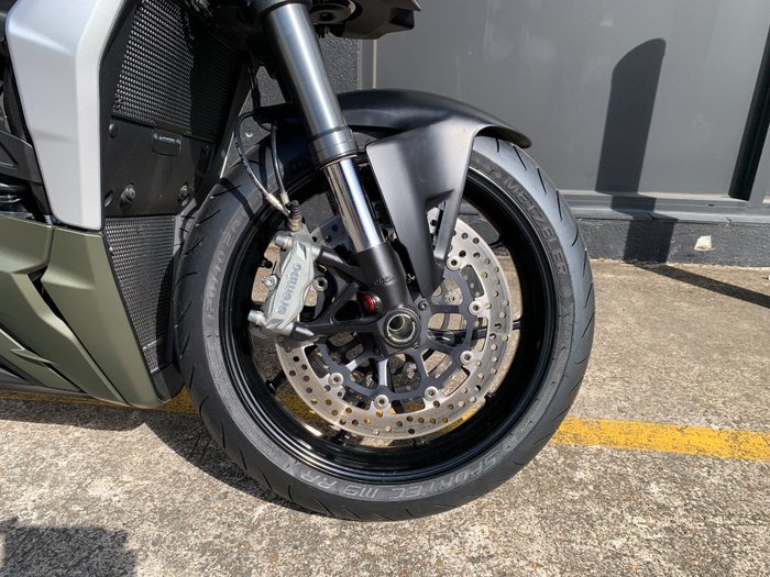 2023 DUCATI STREETFIGHTER V2 GREEN