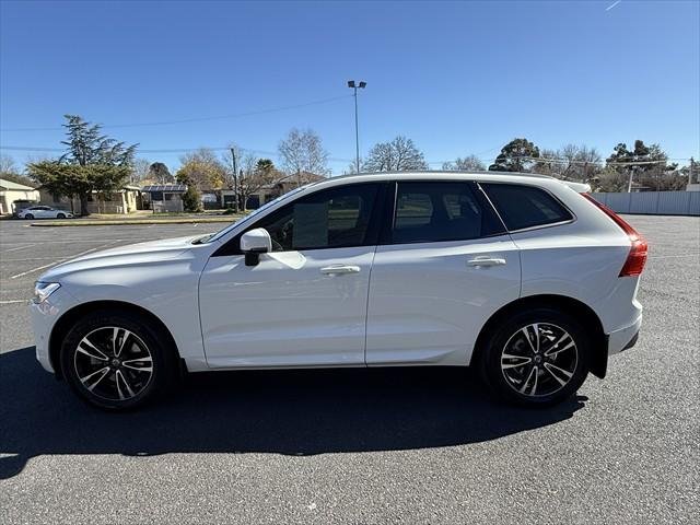 2020 Volvo XC60 D4 Momentum