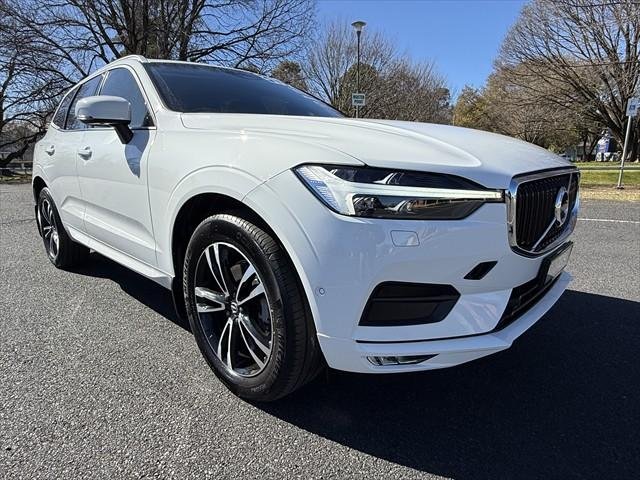 2020 Volvo XC60 D4 Momentum
