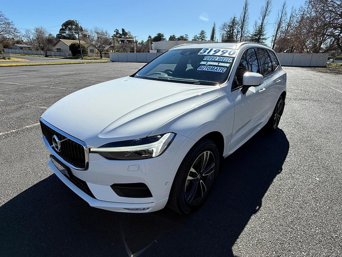 2020 Volvo XC60 D4 Momentum