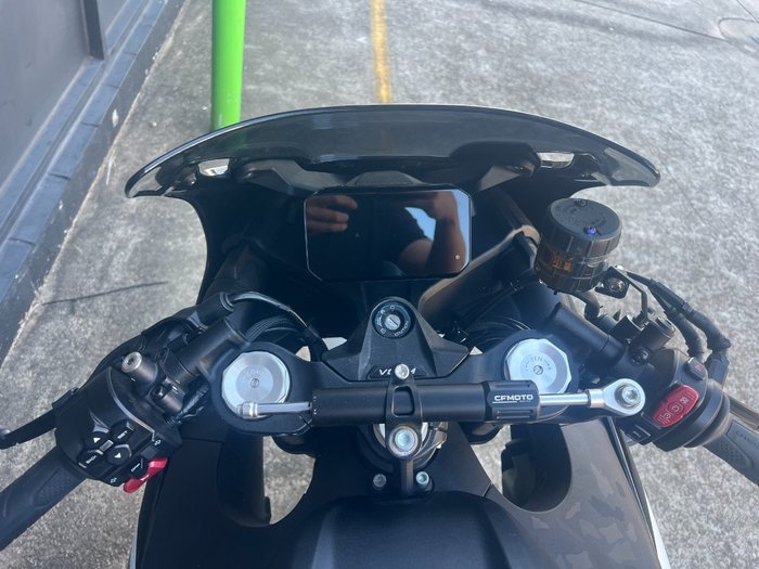2025 CFMOTO 500 SR VOOM WHITE