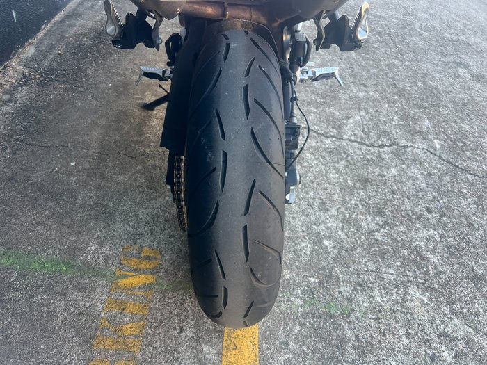 2025 CFMOTO 500 SR VOOM WHITE