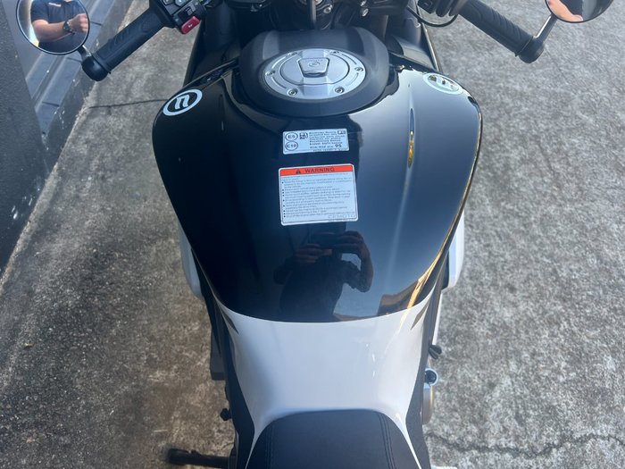 2025 CFMOTO 500 SR VOOM WHITE
