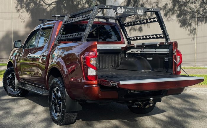2021 Nissan Navara ST-X