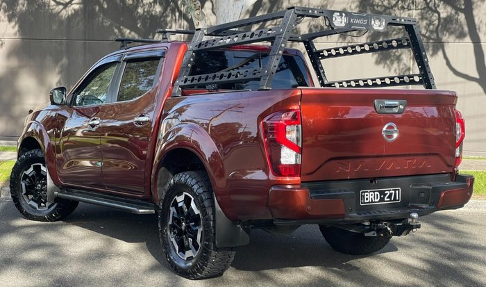 2021 Nissan Navara ST-X