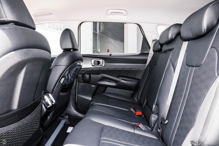 2026 Kia Sorento HEV Sport+ MQ4 PE MY27 AWD Snow White Pearl