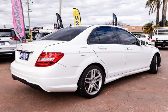 2012 Mercedes-Benz C-Class C200 BlueEFFICIENCY Elegance