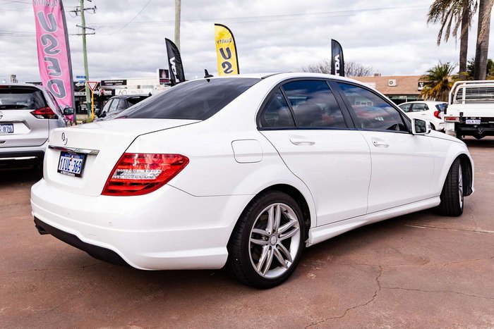2012 Mercedes-Benz C-Class C200 BlueEFFICIENCY Elegance