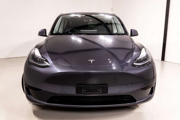 2023 Tesla Model Y Rear-Wheel Drive