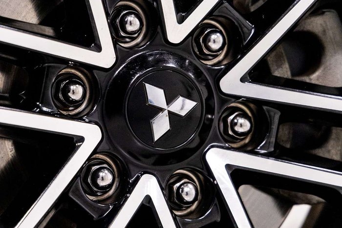 2020 Mitsubishi Pajero Sport Exceed