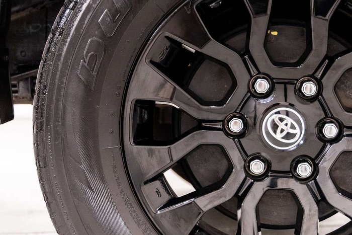 2021 Toyota Hilux Rugged X