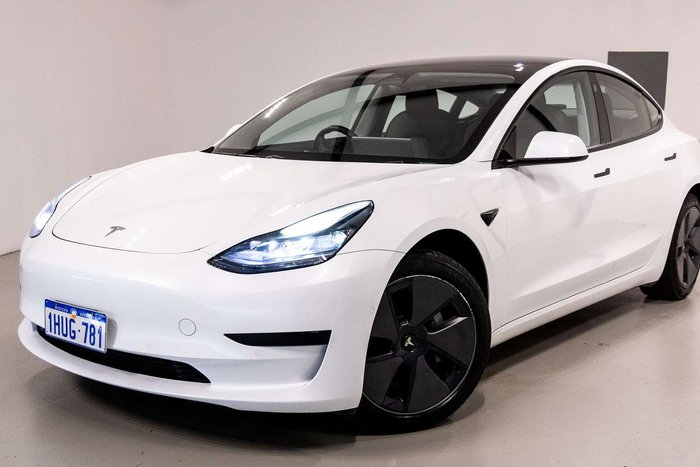 2023 Tesla Model 3 Rear-Wheel Drive