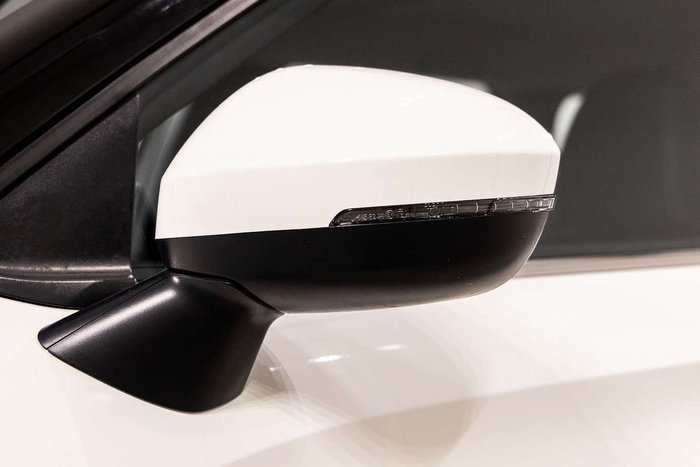 2023 Mitsubishi Outlander ES