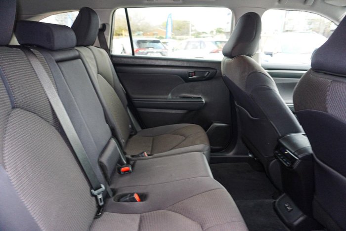 2025 Toyota Kluger GX