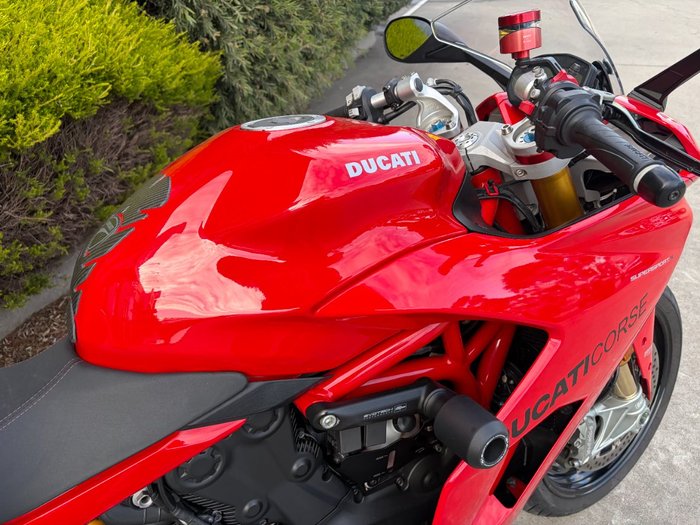 2019 DUCATI SUPERSPORT S