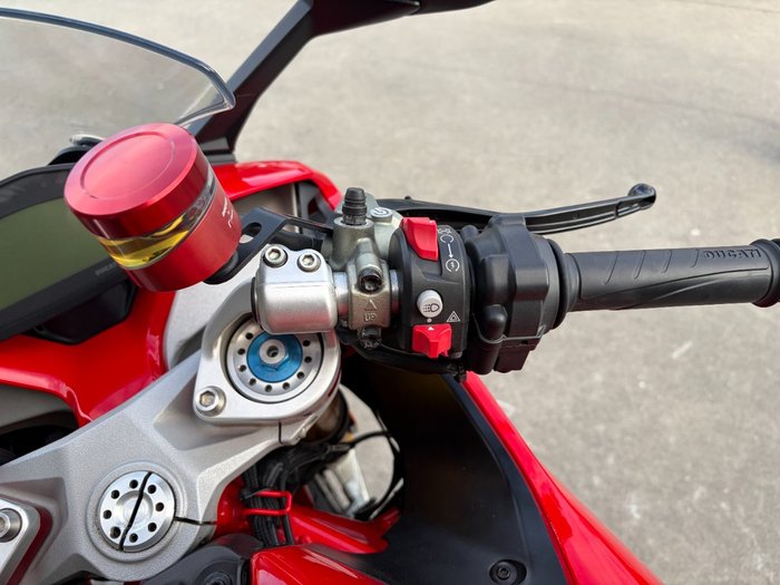 2019 DUCATI SUPERSPORT S