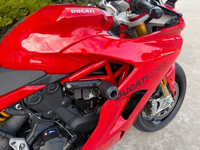 2019 DUCATI SUPERSPORT S