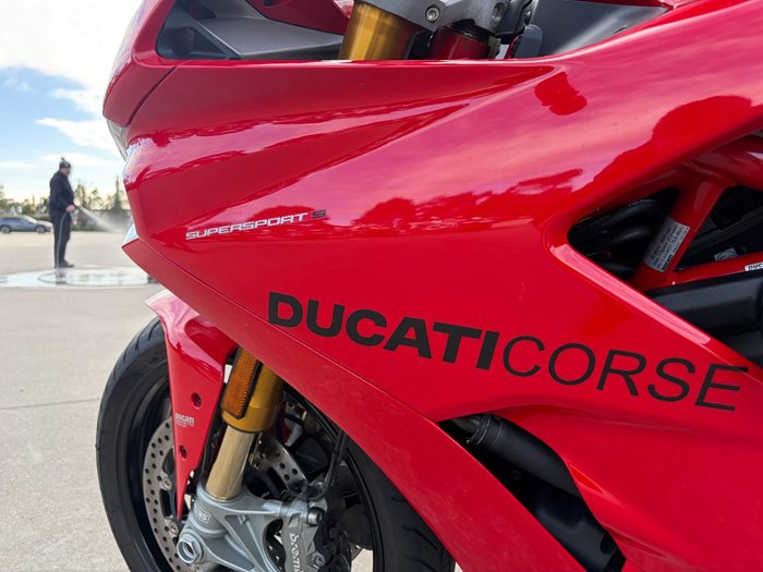 2019 DUCATI SUPERSPORT S