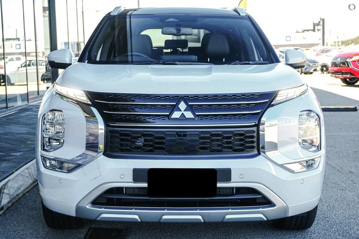 2025 Mitsubishi Outlander PHEV Exceed Tourer