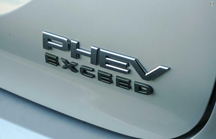 2025 Mitsubishi Outlander PHEV Exceed Tourer