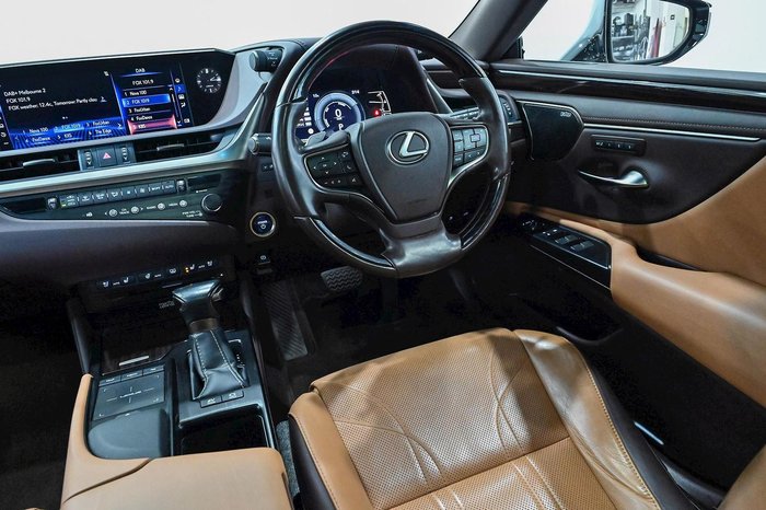 2019 Lexus ES 300h Sports Luxury