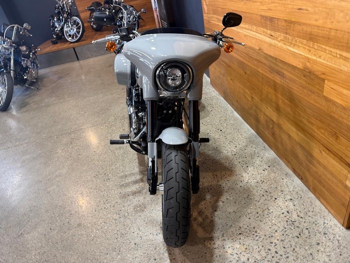 2024 Harley-Davidson Sport Glide 107 (FLSB)