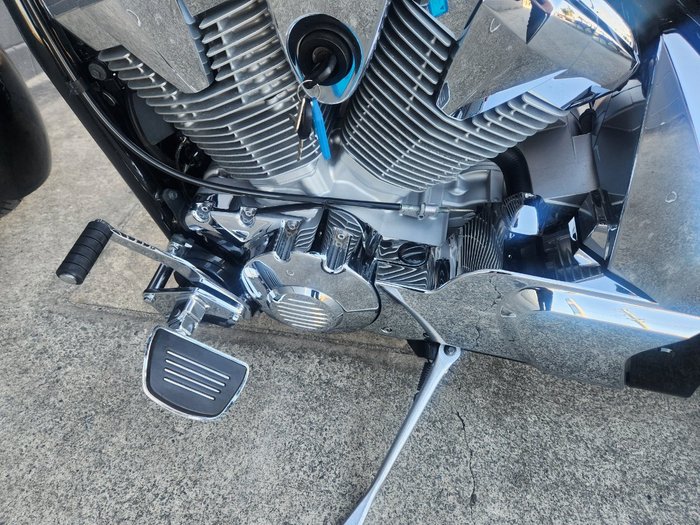2011 Honda VT1300CX BLACK