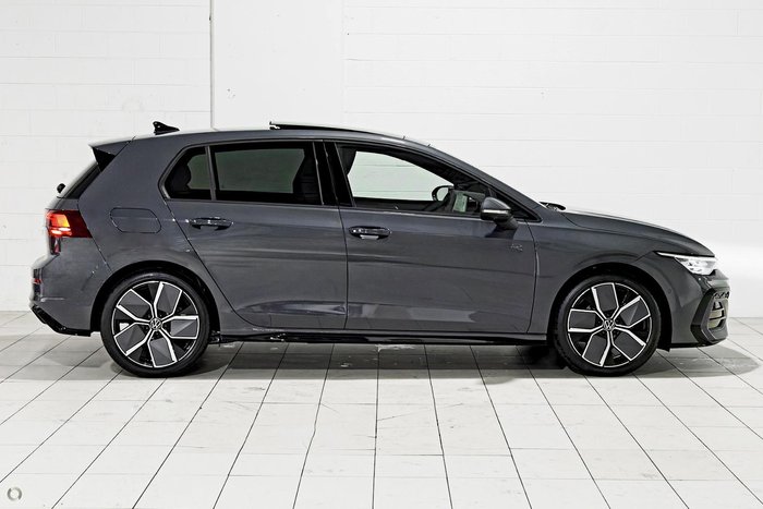 2026 Volkswagen Golf 110TSI R-Line
