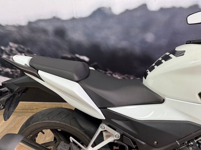 2015 Honda CB300FA (ABS) WHITE